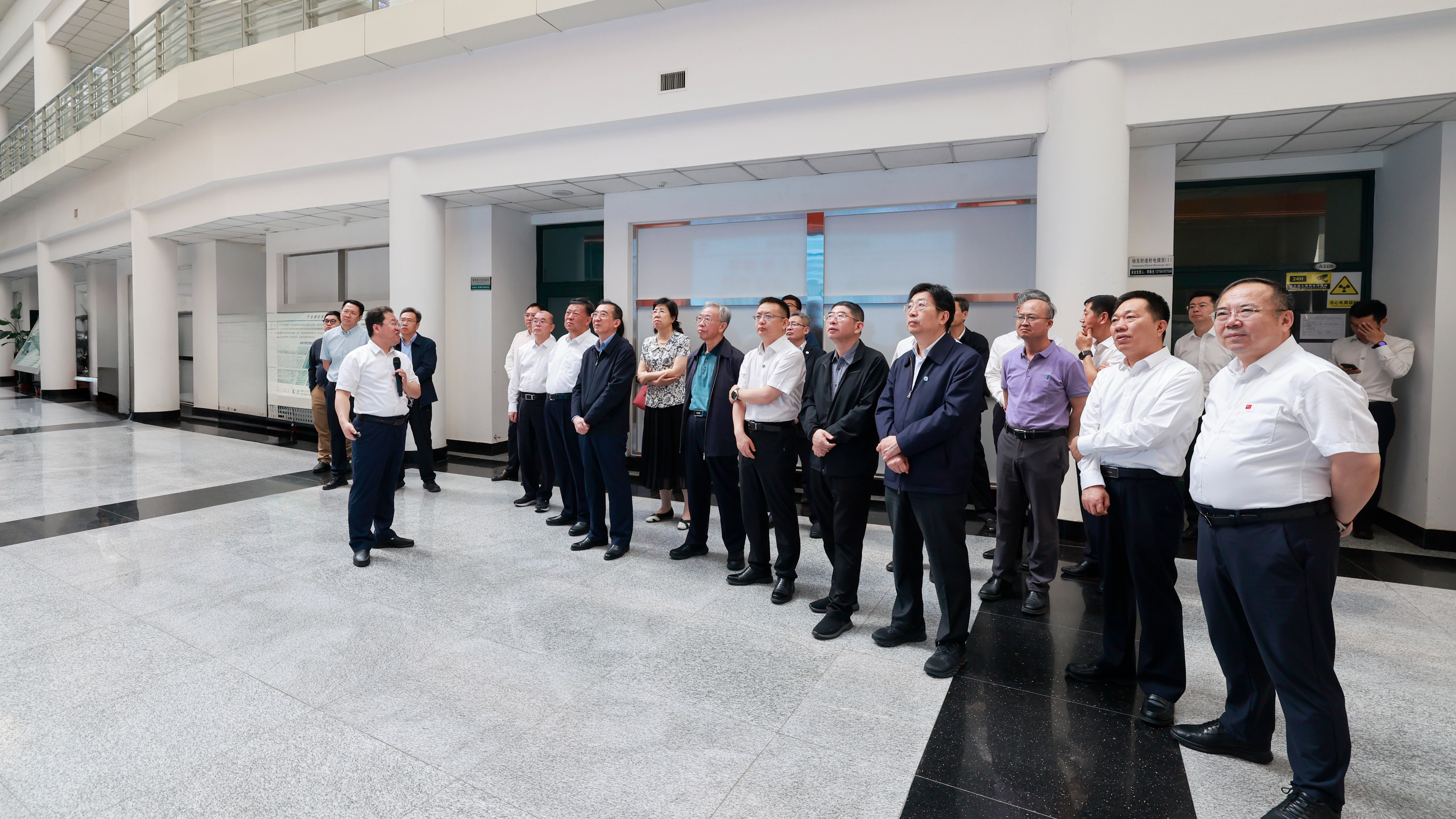 全国政协提案委调研组到澳尼斯人娱乐官方网址调研